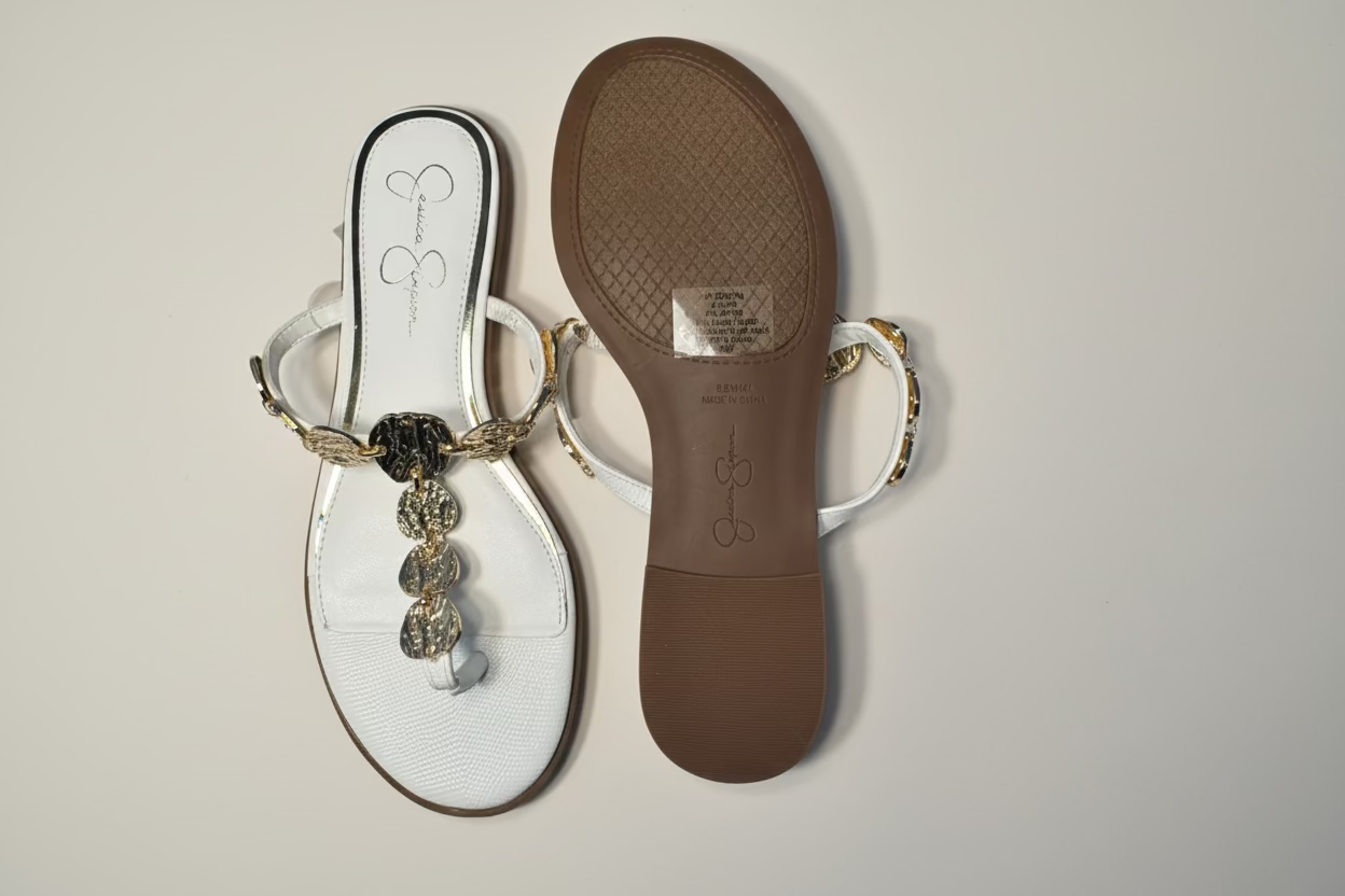NEW!! Jessica Simpson Women Flip-Flop Size 9.5